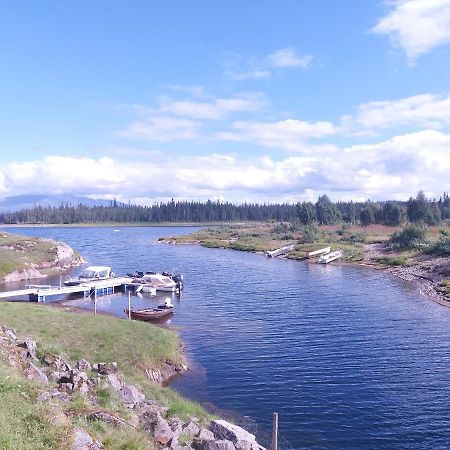 Villmarksgard, Hytte Ved Vannet Hattfjelldal Buitenkant foto